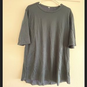 Lululemon Mens Tee - Large